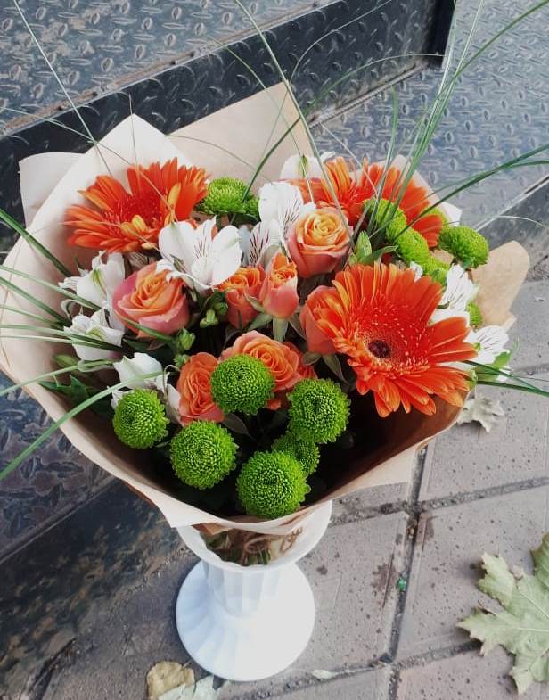 Букет цветов из: Герберы, Хризантемы, Альстромерии и Розы во Владимировской