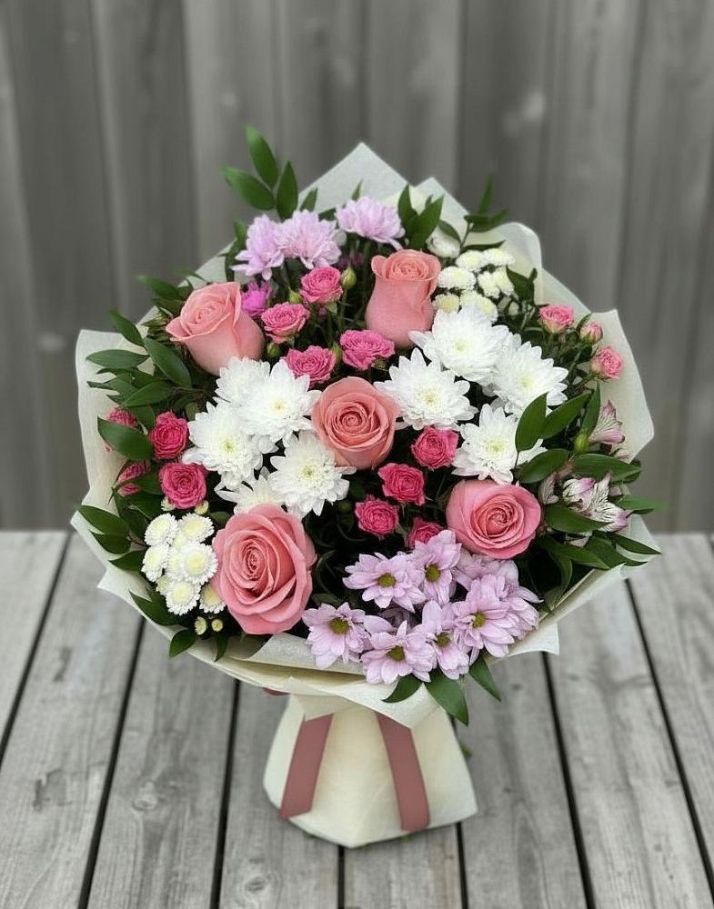 Букет цветов из: Альстромерии, Гвоздики, Розы и Хризантемы во Владимировской