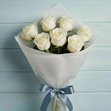 Букет 7 Белых роз Эдлесс Лав во Владимировской
