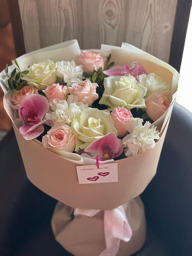 Букет цветов из: Орхидеи, Розы и Гвоздики во Владимировской