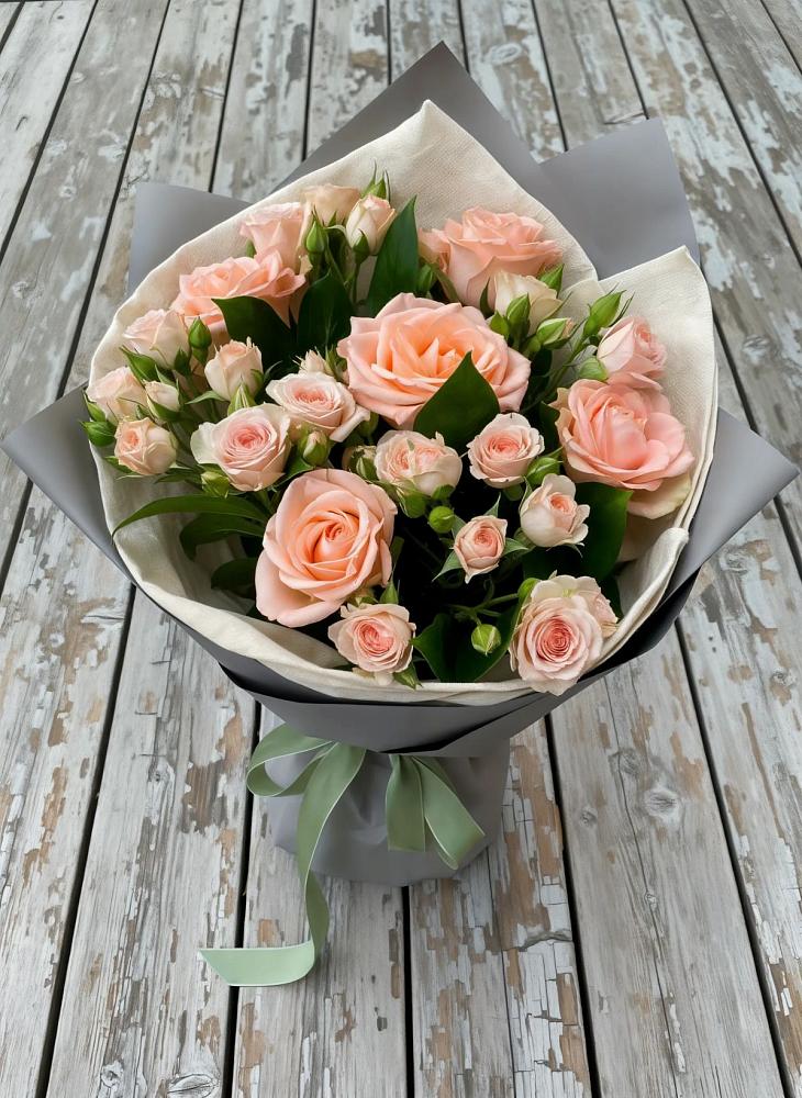 Букет цветов из: Розы во Владимировской