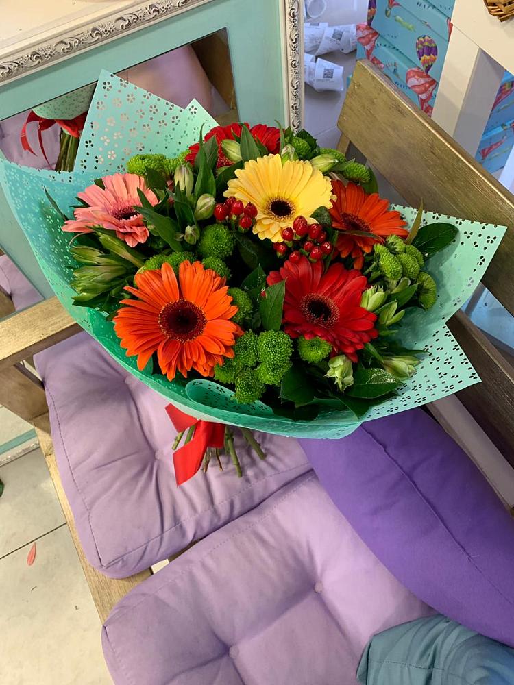 Букет цветов из: Герберы, Хризантемы и Альстромерии во Владимировской