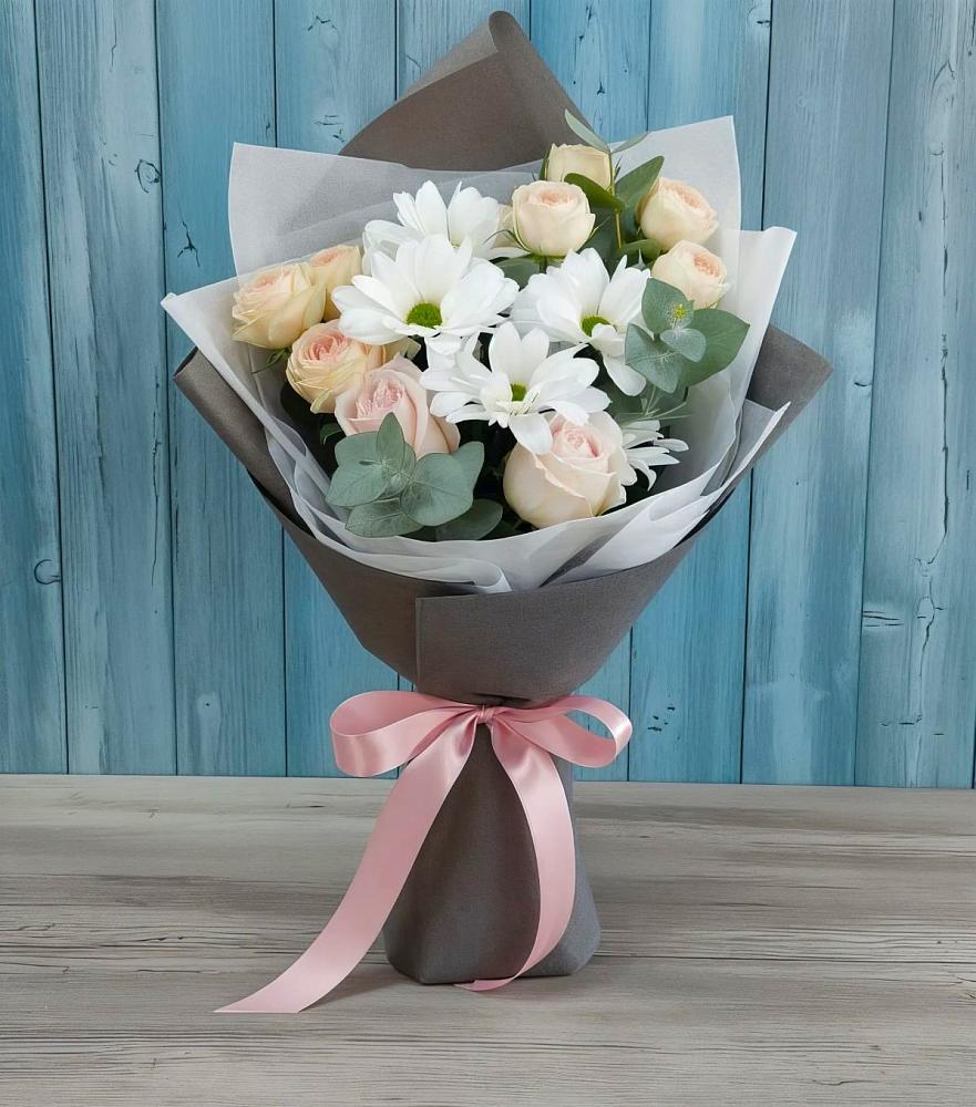 Букет цветов из: Хризантемы и Розы во Владимировской