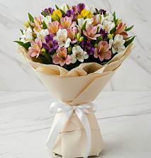 Букет цветов из:  Альстромерии во Владимировской