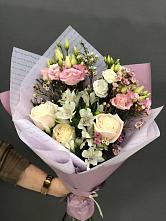 Букет цветов из:  Альстромерии, Розы и Лизиантусы #REPLACE_PRED# Владимировской