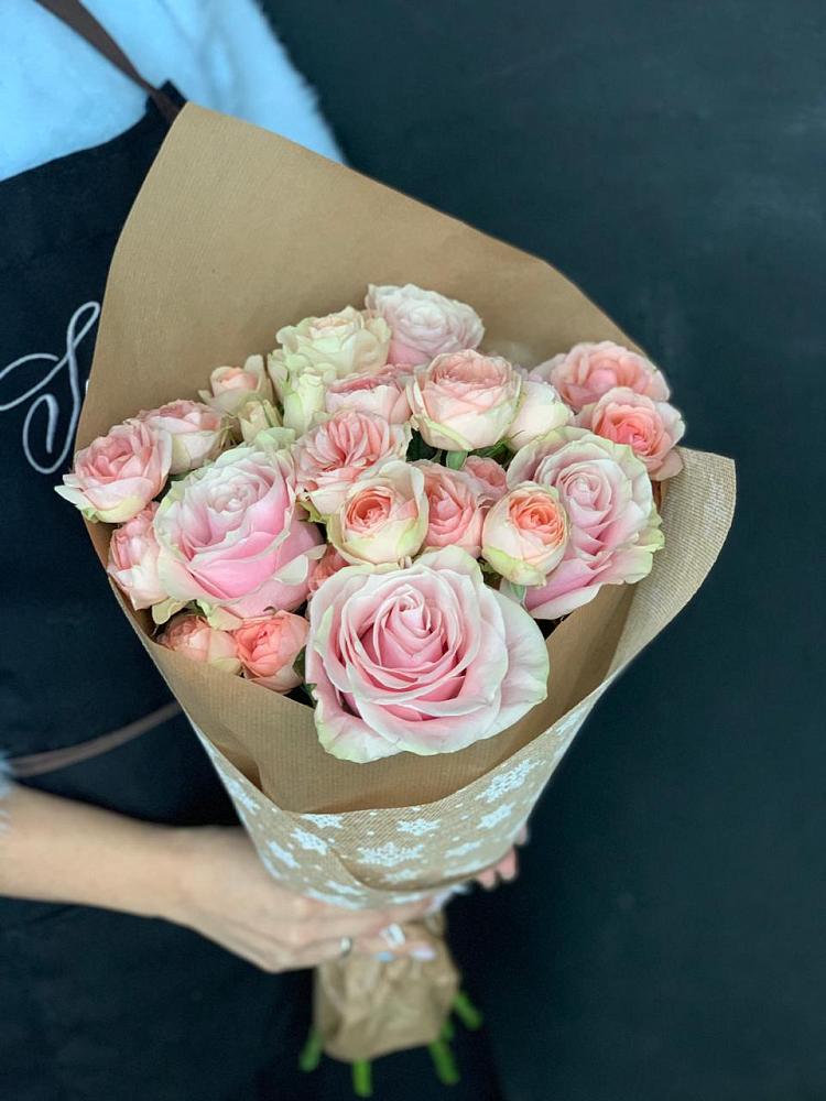 Букет цветов из: Хризантемы и Розы во Владимировской