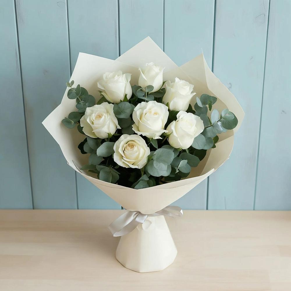 Букет Белые розы в Эвкалипте во Владимировской