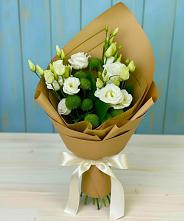 Букет цветов из:  Хризантемы и Лизиантусы во Владимировской