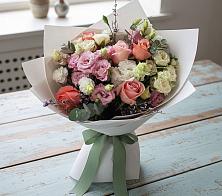 Букет цветов из:  Розы, Лизиантусы и Гвоздики во Владимировской