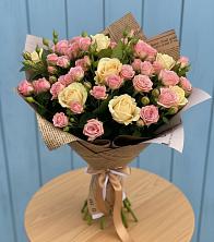Букет цветов из:  Розы во Владимировской