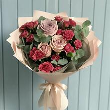 Букет цветов из:  Гвоздики и Розы во Владимировской