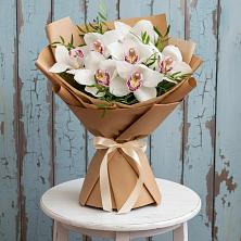 Букет цветов из:  Орхидеи и Розы во Владимировской