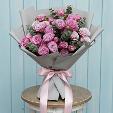 Букет цветов из:  Розы во Владимировской